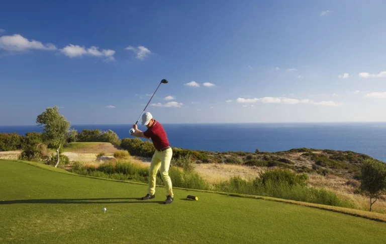 How To Swing A Golf Club? | January 2024